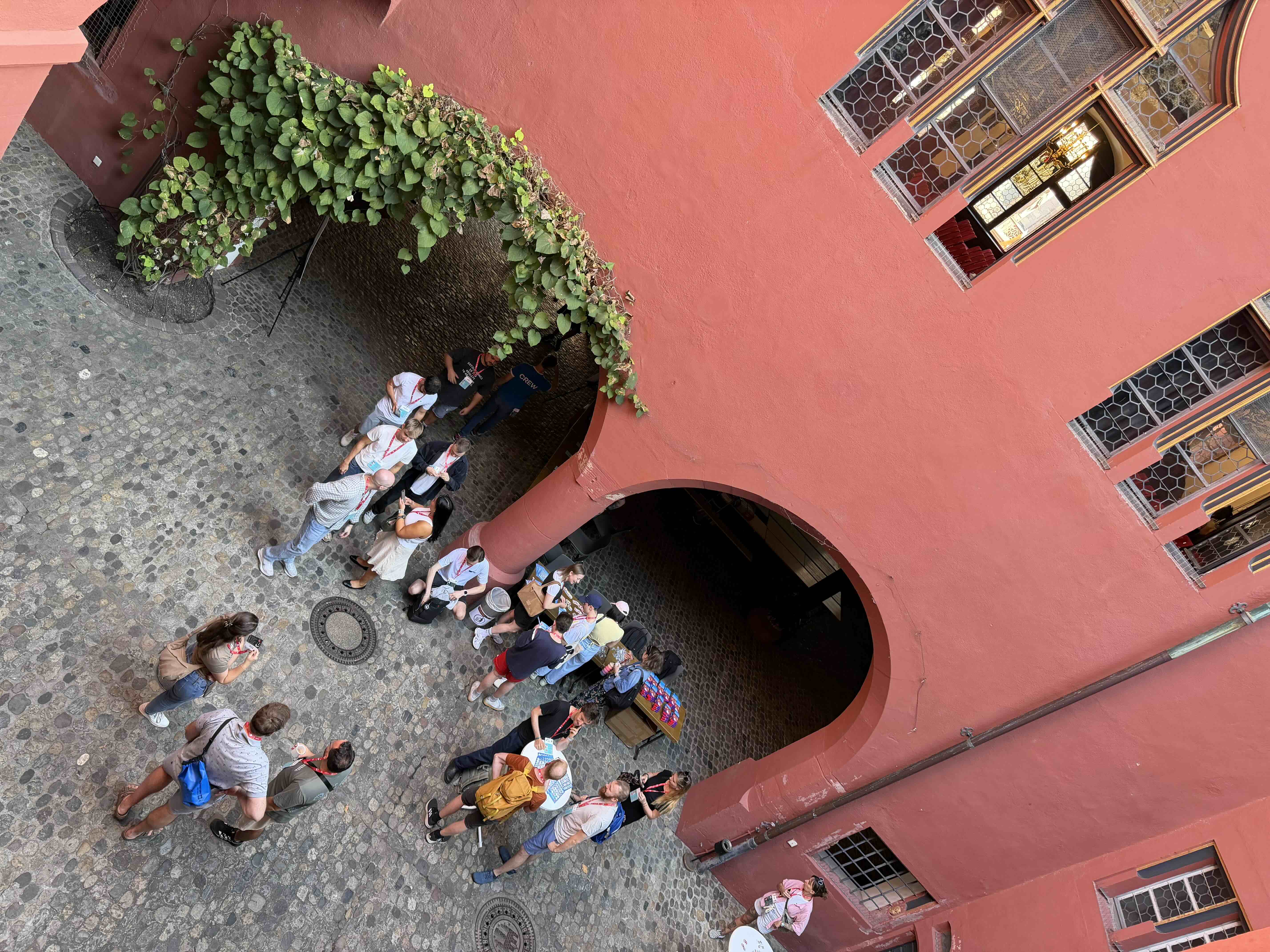 Historisches Kaufhaus yard